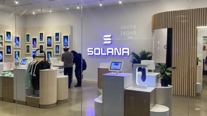 Solana新开设的线下商店